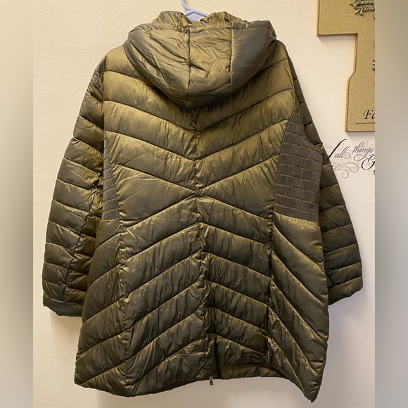 5/$25 EUC Gorgeous Green Lane Bryant Puffer Coat/Jacket Size 22/24 - Picture 3 of 6